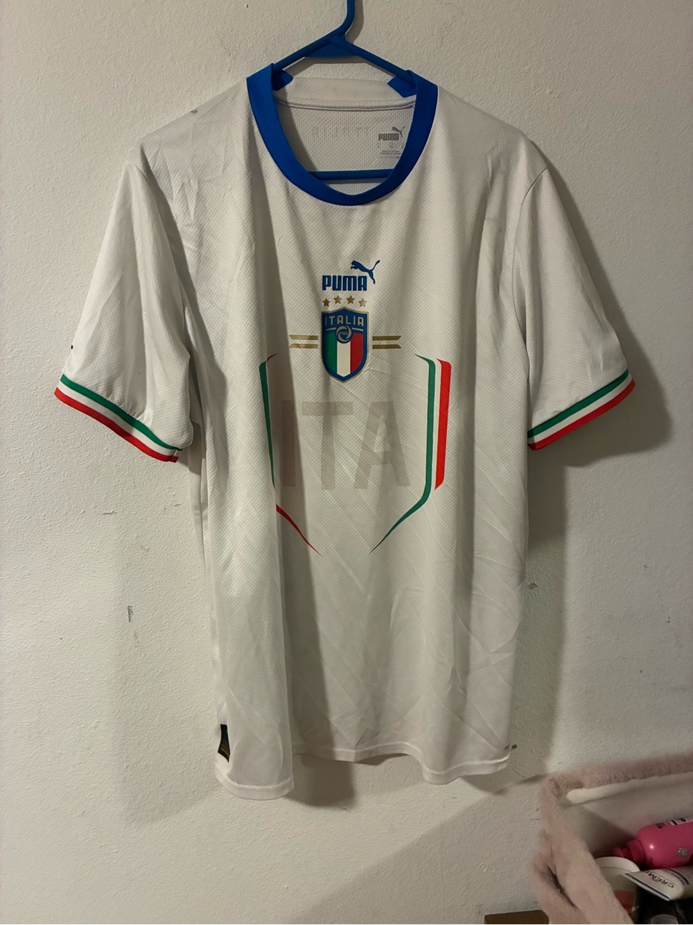 Puma Men’s White Italy National Team Jersey with Blue Collar